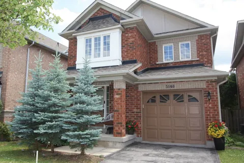 5868 Blue Spruce Avenue, ON L7L 7N8