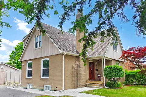 26 Gregory Street, ON L6Y 1G1