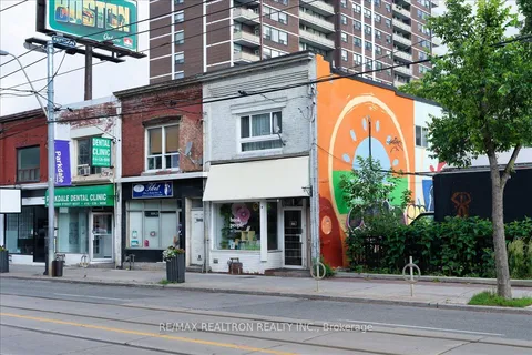 1640 Queen Street, ON M6R 1B2