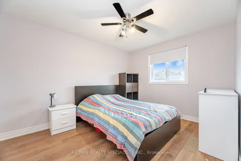 5274 Huntingfield Drive, ON L5R 2K5