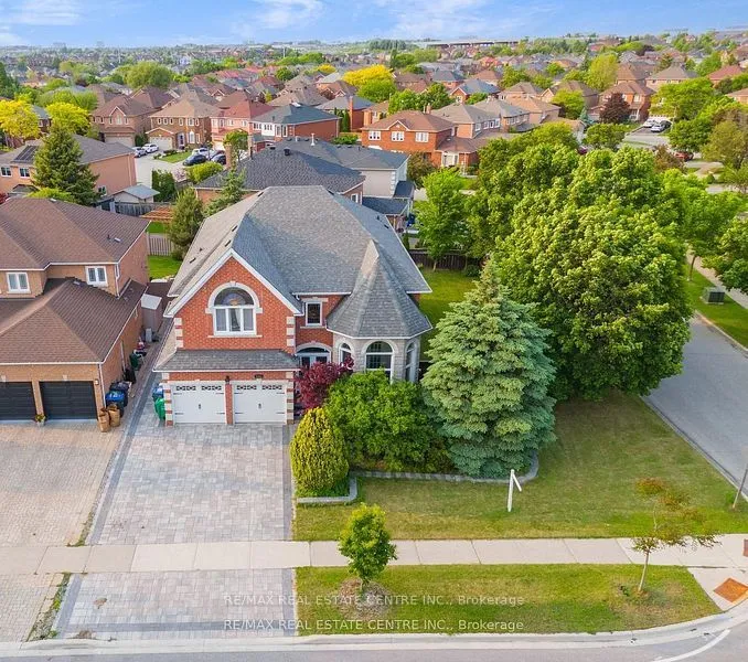 6361 Donway Drive, ON L5V 1J5