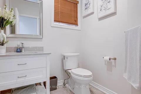 278 Featherstone Road, ON L9T 6K8