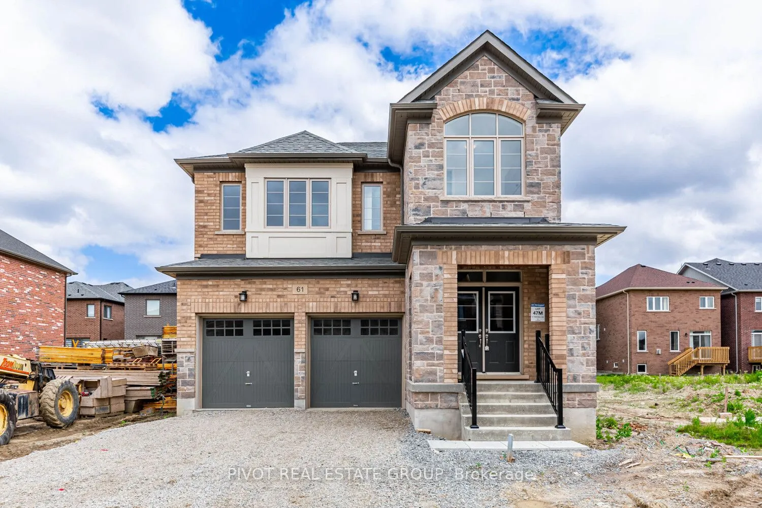 61 Tweedhill Avenue, ON L7C 4K2