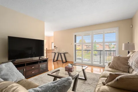 5472 Bourget Drive, ON L5R 3C9