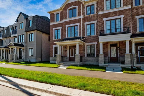 1371 William Halton Parkway, ON L6M 5N9