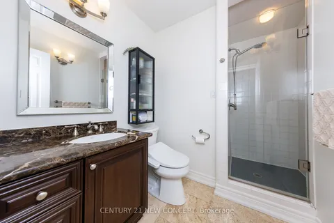 8 Echo Valley Ridge, ON M9B 2B3