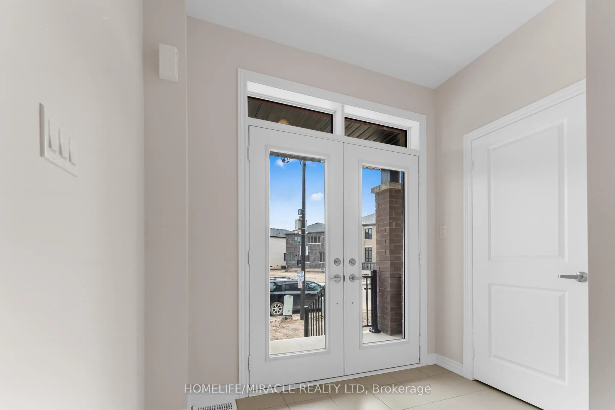 873 Logan Drive, ON L9T 7E7