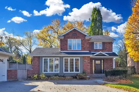 920 Glendale Court, ON L7R 4J3