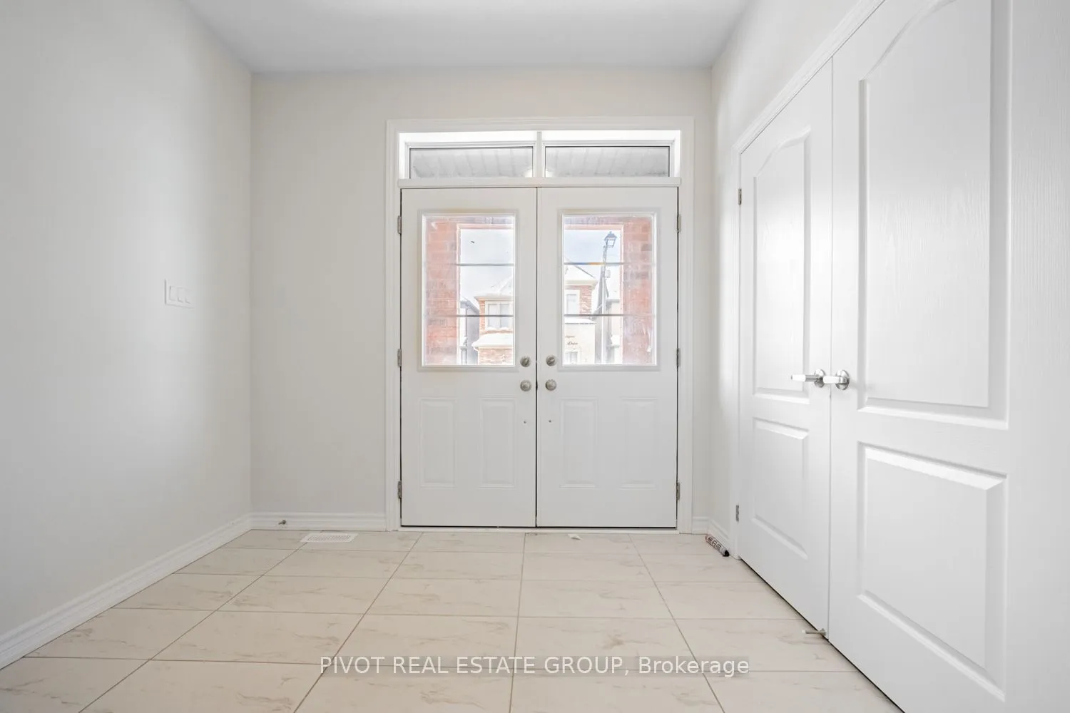 35 Calabria Drive, ON L7C 4L3