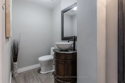 5253 Bromley Road, ON L7L 3G1