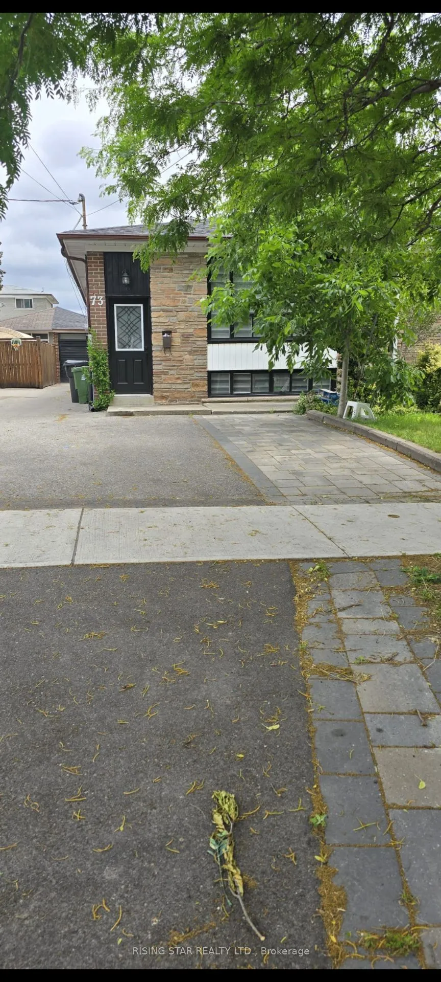 73 Seacliff Boulevard, ON M9L 2G7