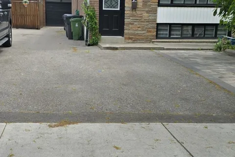 73 Seacliff Boulevard, ON M9L 2G7