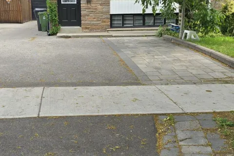 73 Seacliff Boulevard, ON M9L 2G7