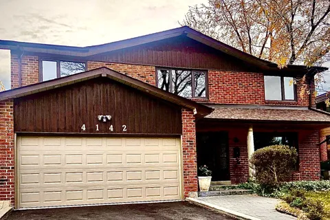 4142 Fieldgate Drive, ON L4W 2C5