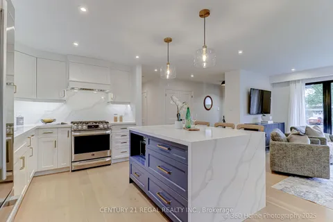 51 Sabrina Drive, ON M9R 2J7