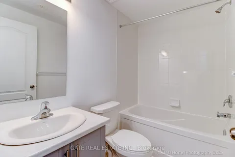 46 Springdale Avenue, ON L7C 4L4