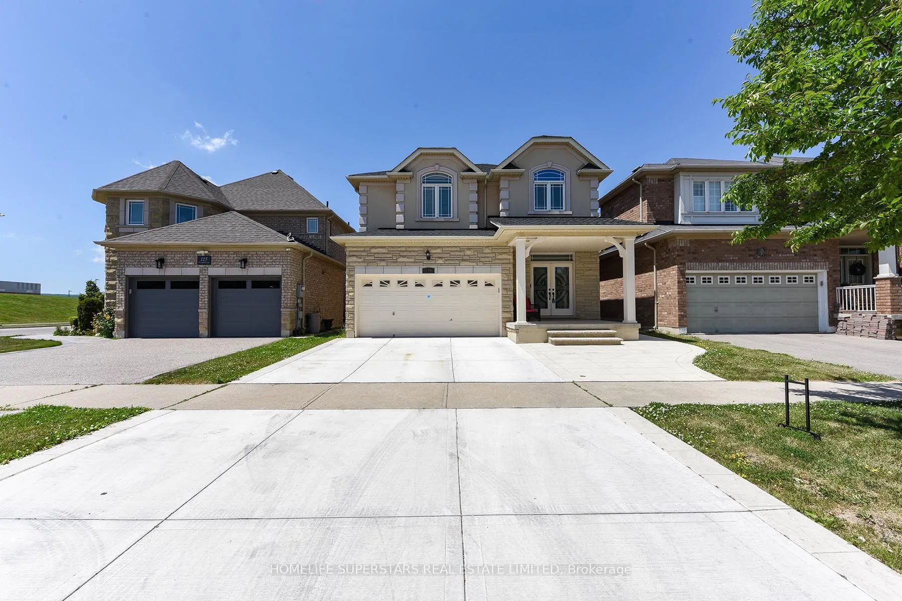 129 Mclaughlin Avenue, ON L9T 7P5