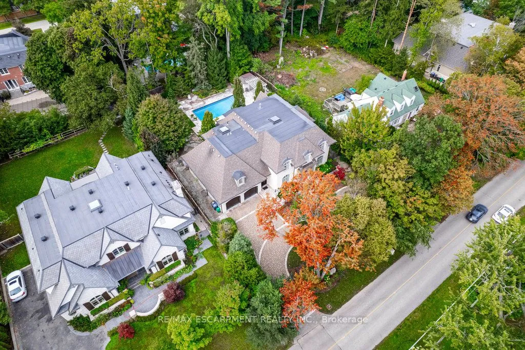 79 Pinewood Trail, ON L5G 2L2