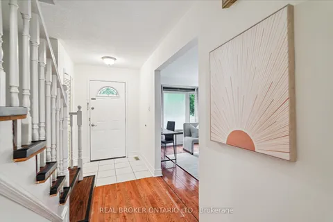 14 Wimbledon Court, ON L6V 2S4