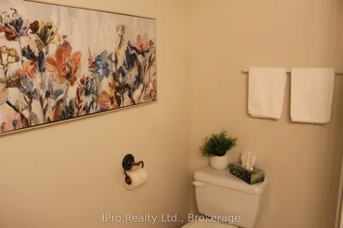 106 Edelwild Drive, ON L9W 2Y7