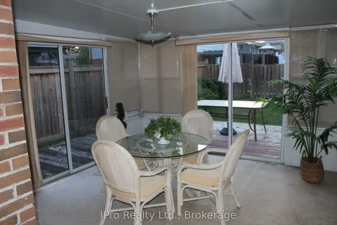 106 Edelwild Drive, ON L9W 2Y7