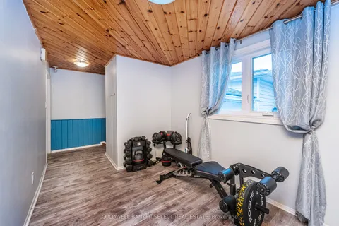 296 Whitehead Crescent, ON L7E 3Y1