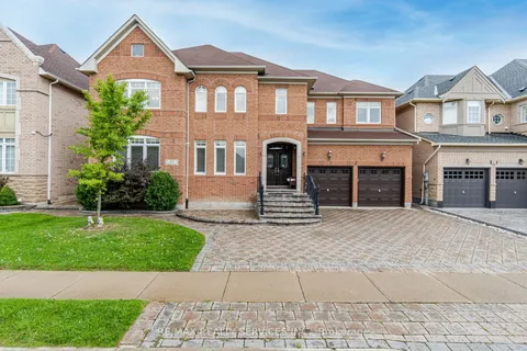 32 Radial Street, ON L6Y 5K7