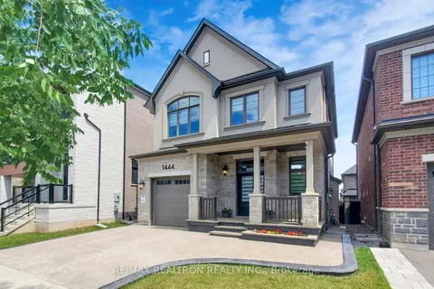 1444 Varelas Passage, ON L6H 3S3