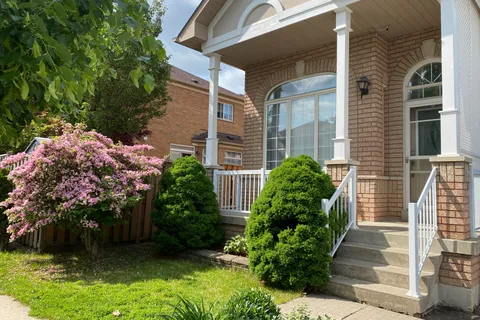 5488 Longford Drive, ON L5M 6N3