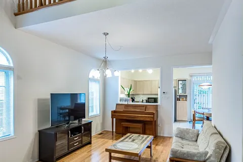 5488 Longford Drive, ON L5M 6N3