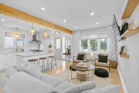 992 Glencairn Avenue, ON M6B 2A9