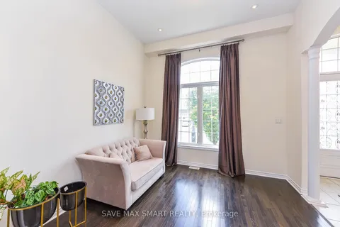13 Royal west Drive, ON L6X 2X3