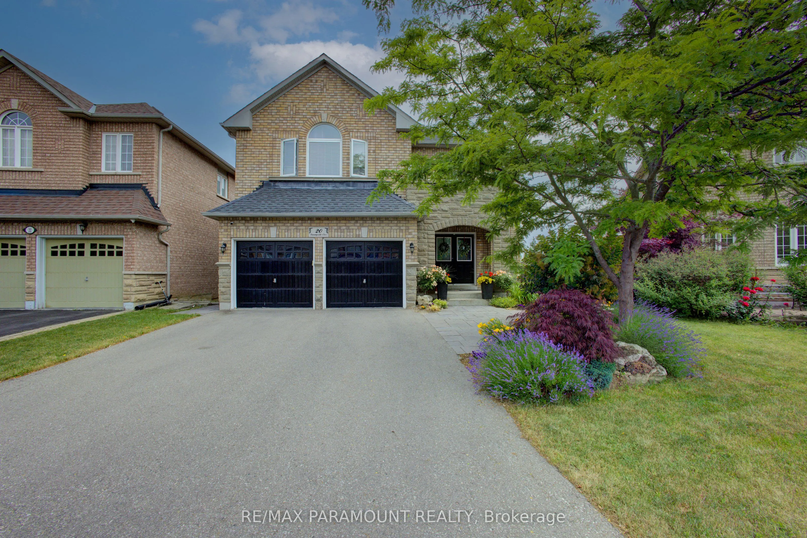 20 Sandyside Crescent, ON L7A 3P8