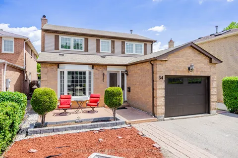 34 Greendust Court, ON L6S 5K2