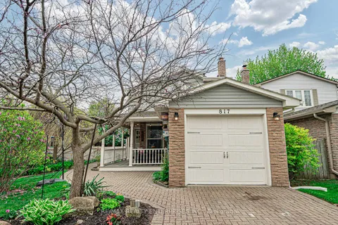 817 Merritt Drive, ON L9T 4J9
