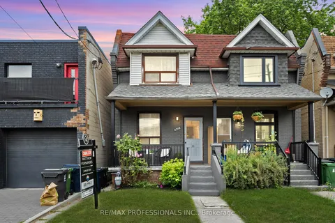 2398 St Clair Avenue, ON M6N 1L1