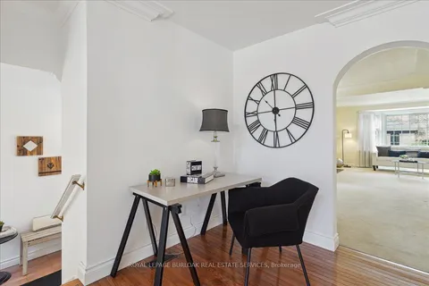 947 Glenwood Avenue, ON L7T 2K1