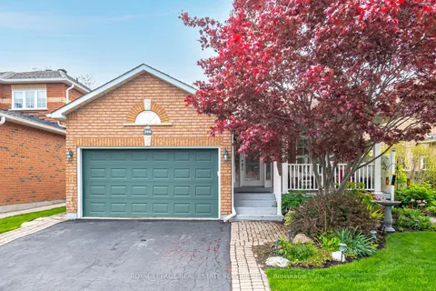204 Eaton Street, ON L7G 5Y2