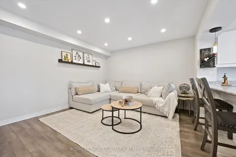 299 Casson Point, ON L9E 0A4