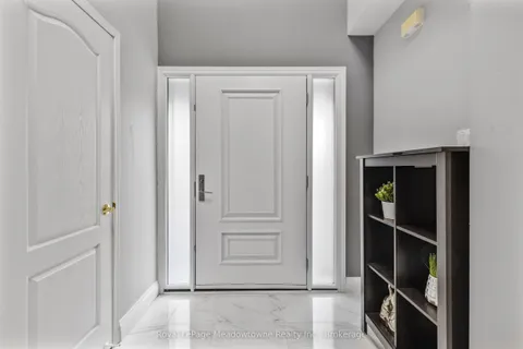 1235 Field Drive, ON L9T 6G4