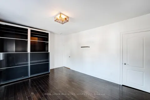 310 Silverthorn Avenue, ON M6N 3K6