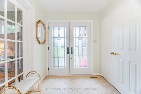 29 Barr Crescent, ON L6Z 3E5