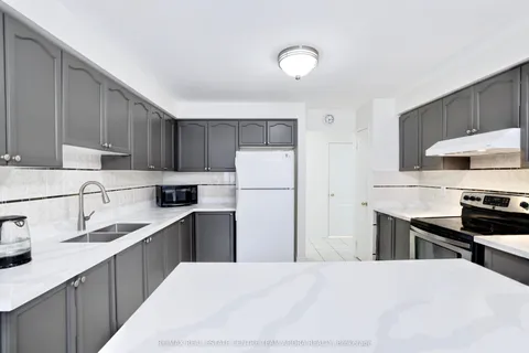 329 Brisdale Drive, ON L7A 3C1