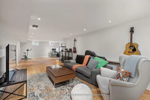 224 Berry Road, ON M8Y 1X6
