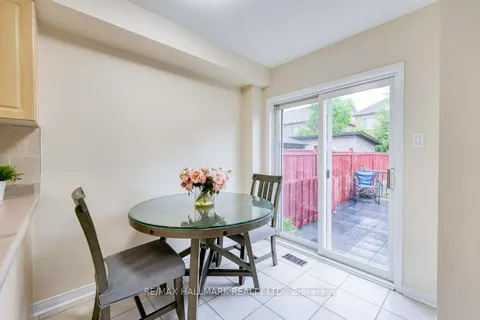 5909 Churchill Meadows Boulevard, ON L5M 6Y2