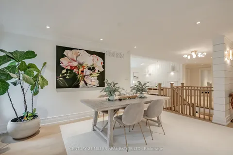 406 Maple Grove Drive, ON L6J 4V7