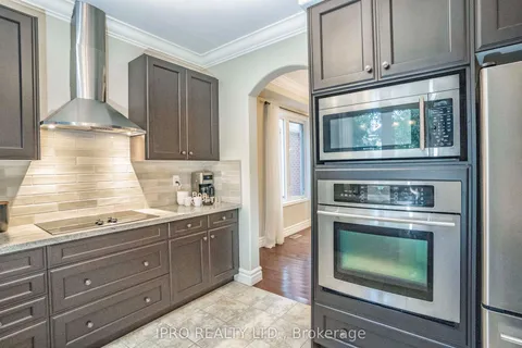501 Cusick Circle, ON L9T 0M9