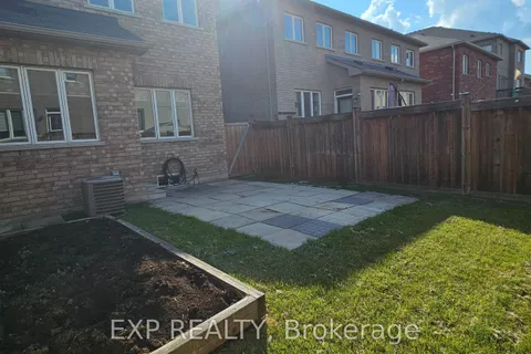 16 Blackberry Valley Crescent, ON L7C 3Z8