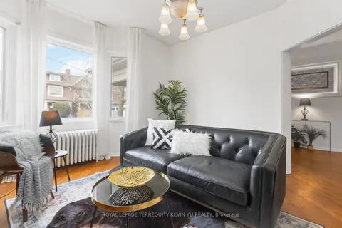 23 Kenneth Avenue, ON M6P 1J1