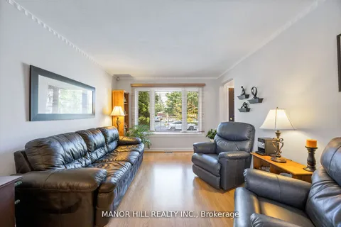 31 Chartwell Road, ON M8Z 4E9